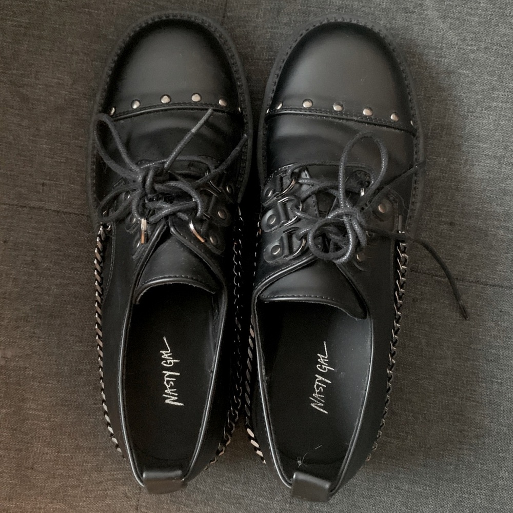 Nasty Gal Studded Lace-up Oxford Shoes 🖤